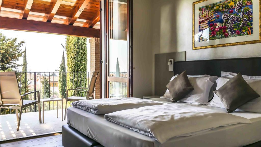 Hotel Relais Agli Olivi ラツィーゼ エクステリア 写真
